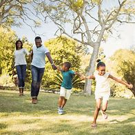 Featured image for Top Outdoor Activities That Encourage Family Bonding And Physical Health